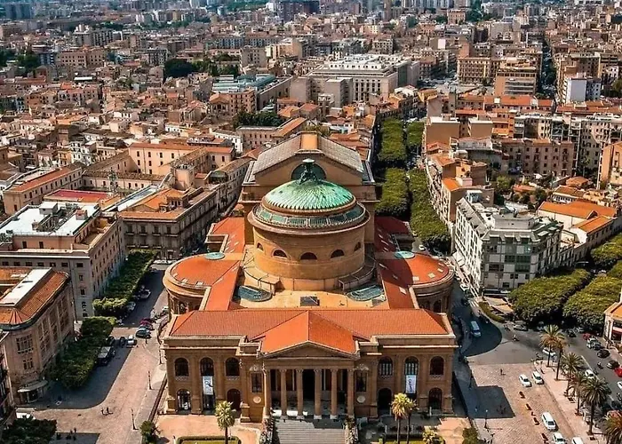 Mamamia #teatro Massimo Πανσιόν Παλέρμο