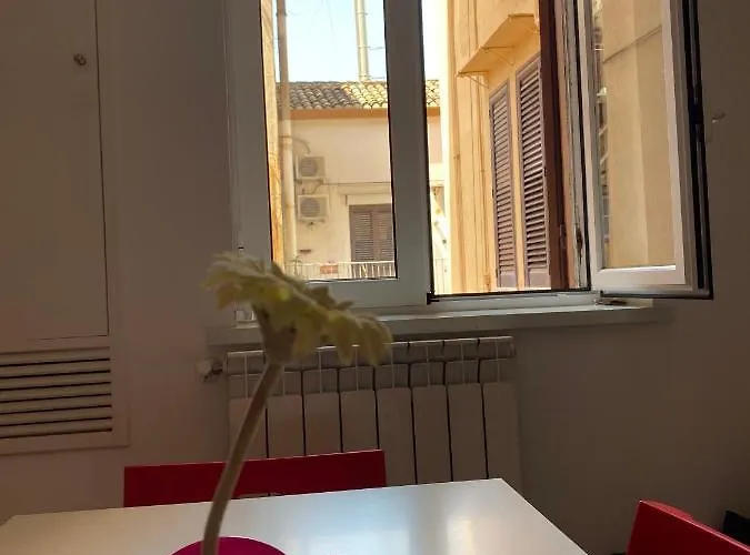 Mamamia #teatro Massimo Гостевой дом Палермо